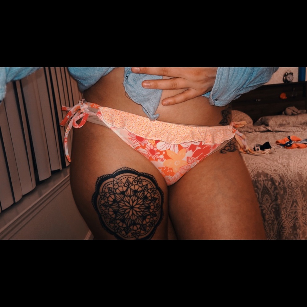 Bikini bottoms modeled continued
